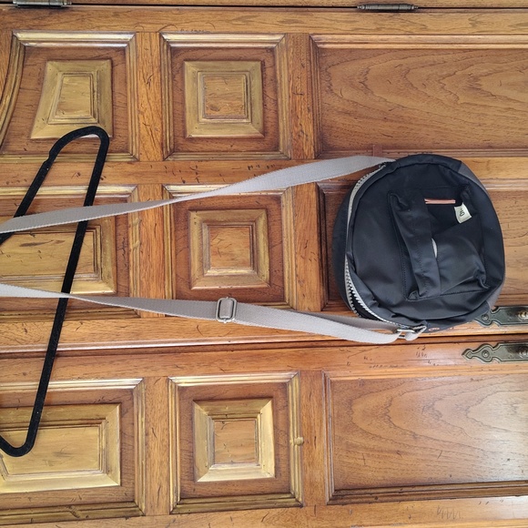 Black ORI Bag - Picture 4 of 4